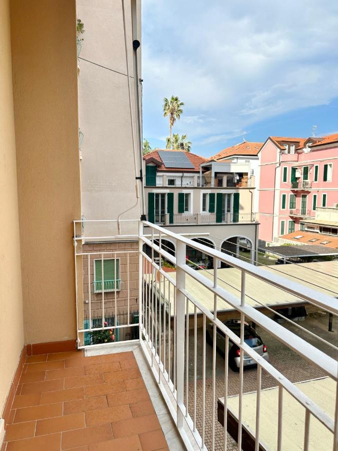 Hostdomus - Casa Corallo Alassio Eksteriør bilde